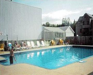 Holiday Villa Resorts At Mont Ste Anne Beaupré Eksteriør bilde
