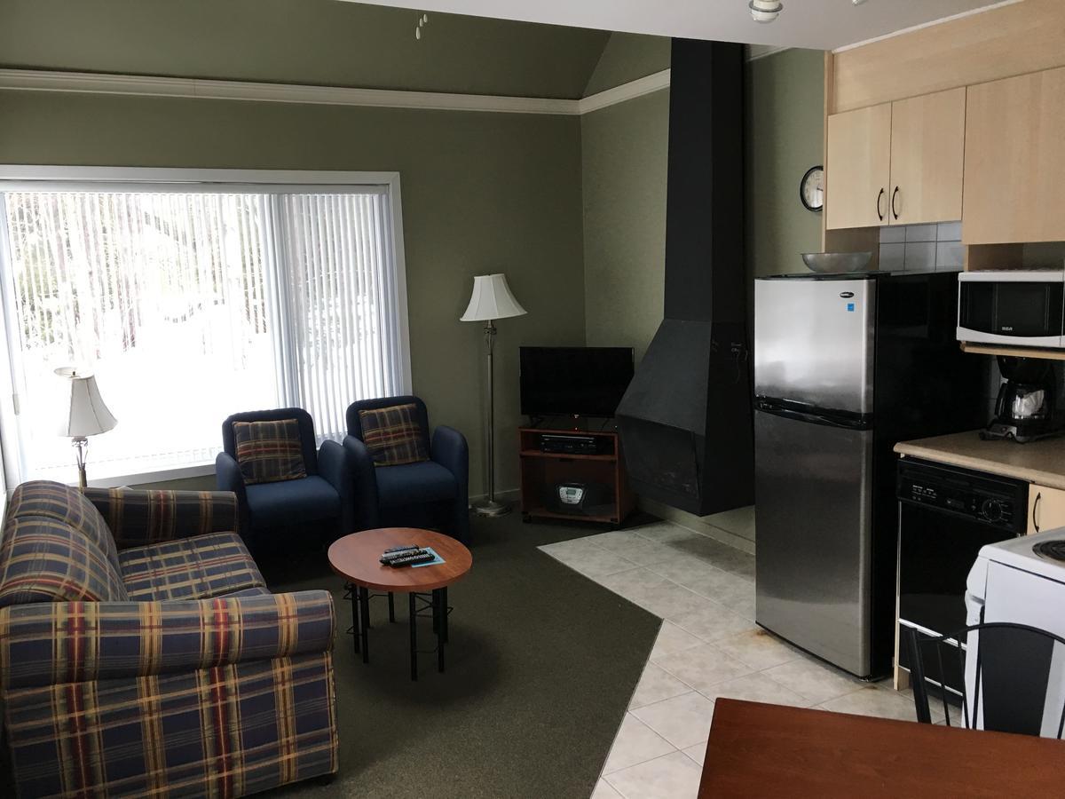 Holiday Villa Resorts At Mont Ste Anne Beaupré Eksteriør bilde