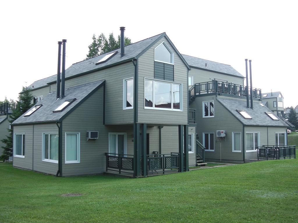 Holiday Villa Resorts At Mont Ste Anne Beaupré Eksteriør bilde